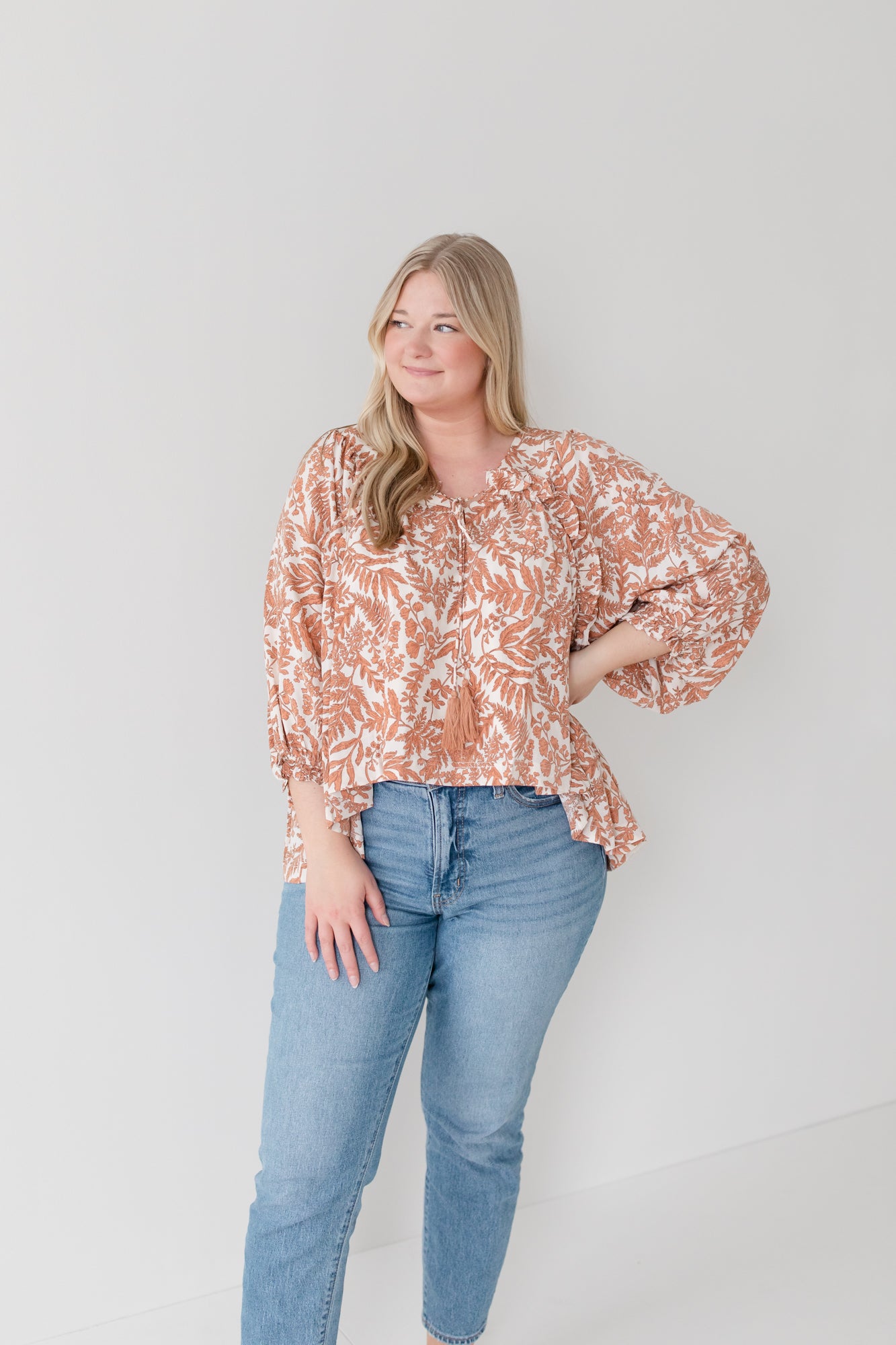 Flowy Shift Leaf Pattern Blouse