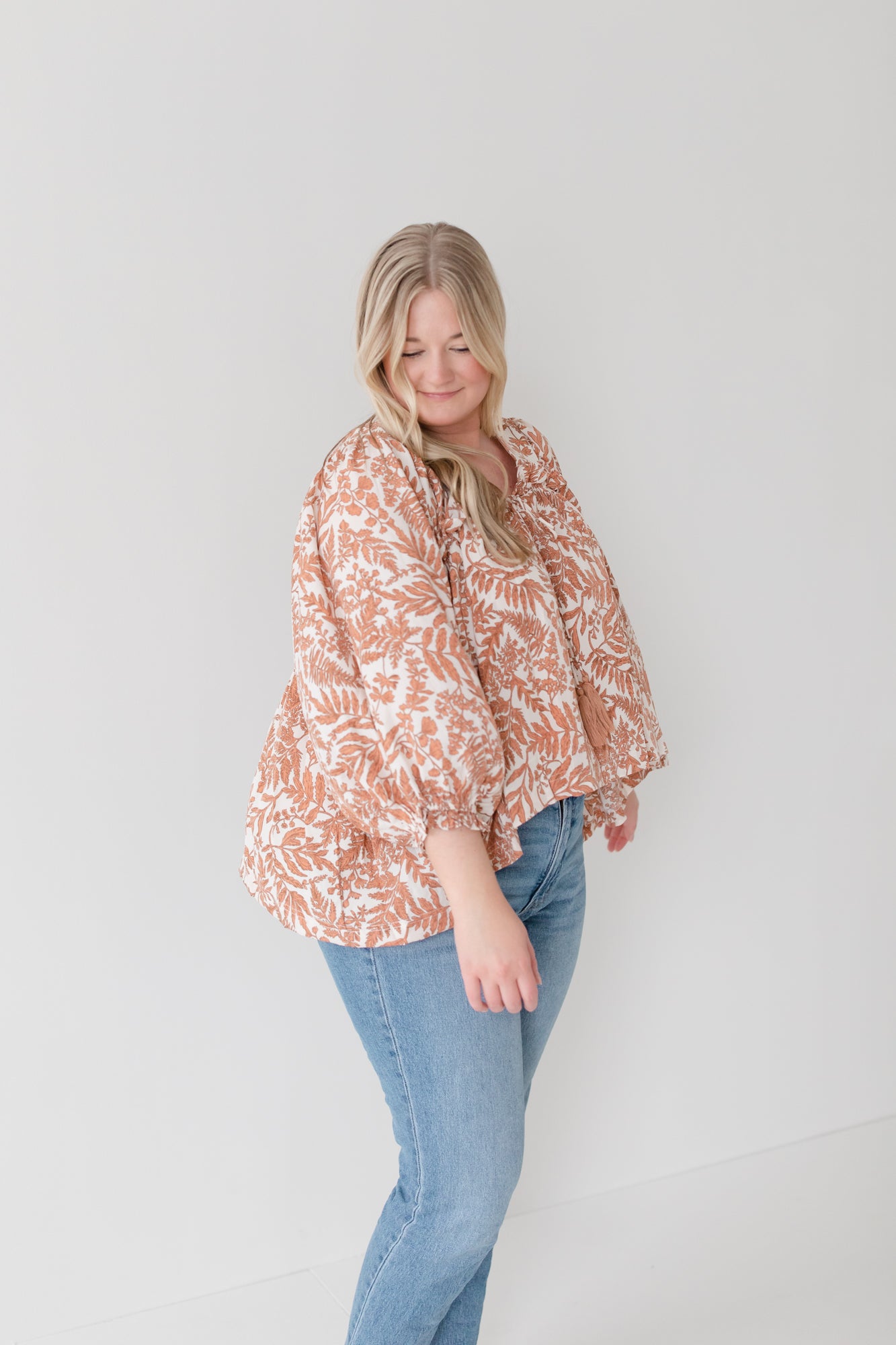 Flowy Shift Leaf Pattern Blouse