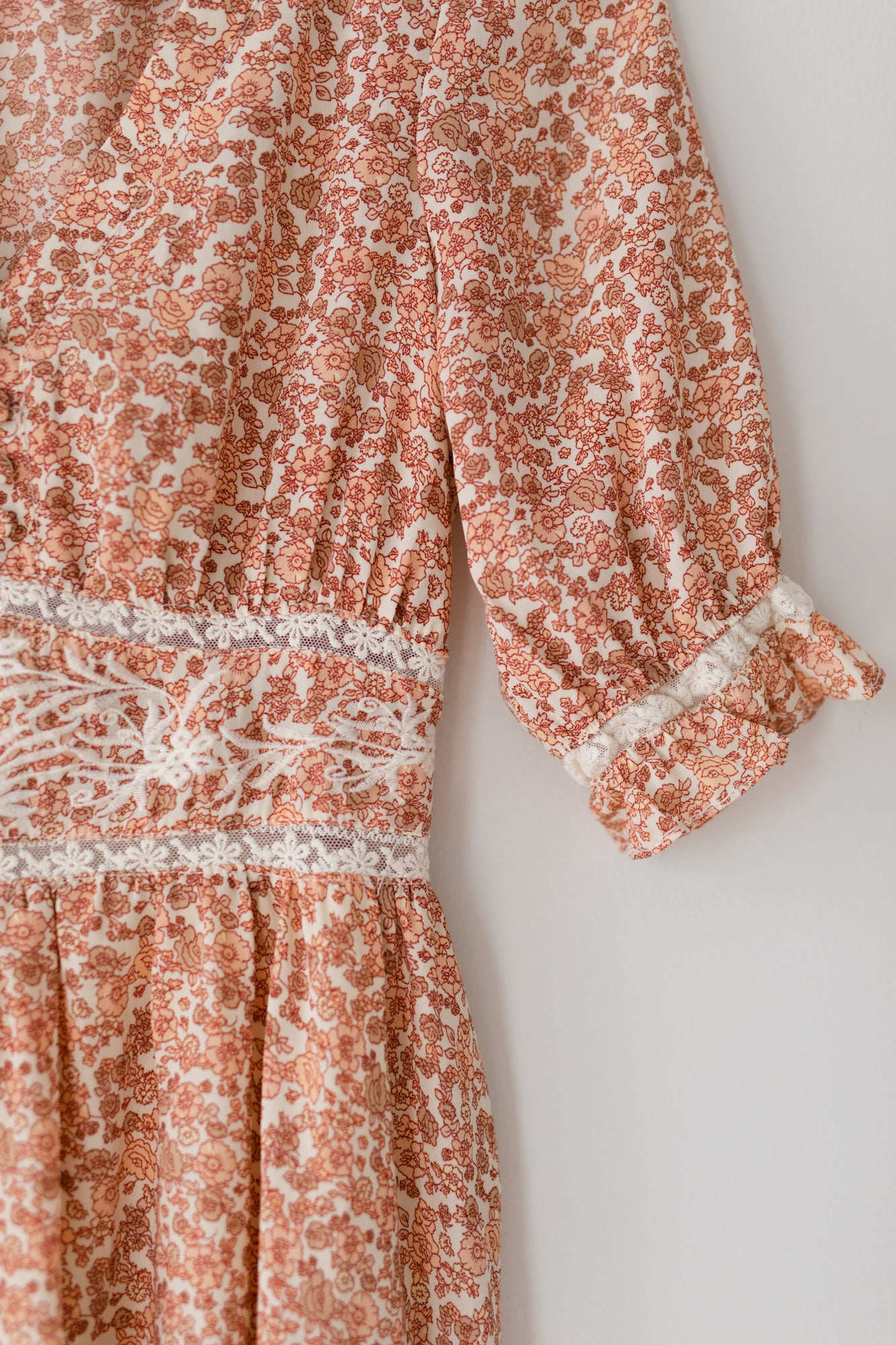Small Chelsea & Violet Feminine Dress