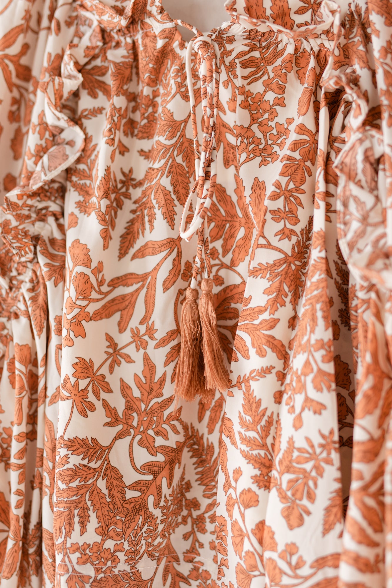 Flowy Shift Leaf Pattern Blouse